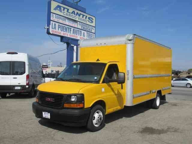 2017 GMC Savana Cutaway 3500