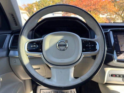 2018 Volvo XC90 T6 Momentum