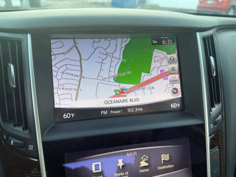 2017 Infiniti Q50 Hybrid Premium