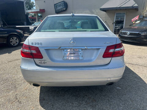 2011 Mercedes-Benz E-Class E 350 Luxury 4MATIC