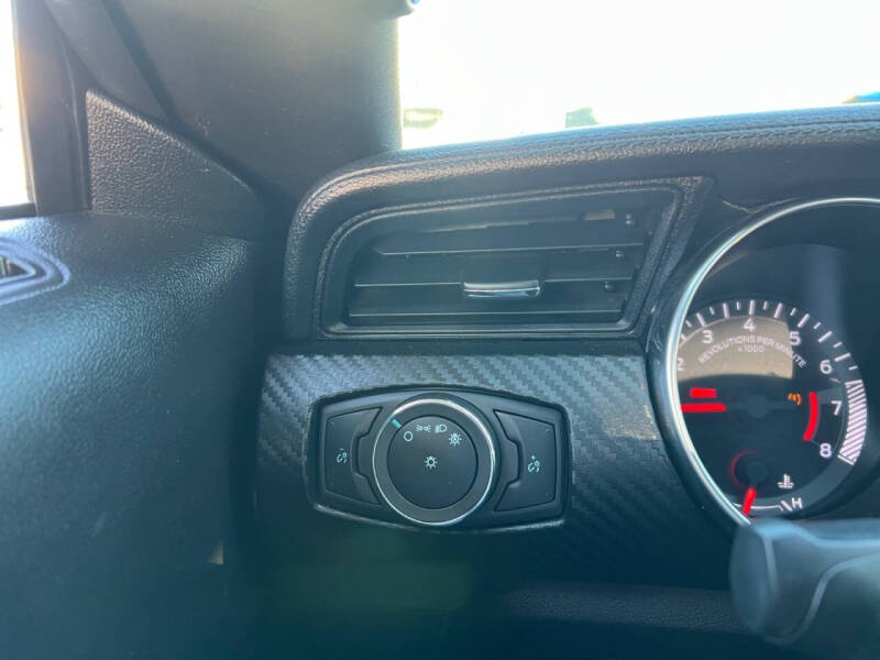 2020 Ford Mustang EcoBoost