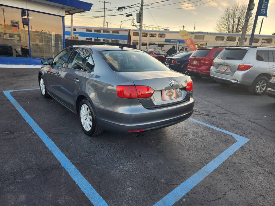 2011 Volkswagen Jetta for sale at Chicago Auto House in Chicago, IL