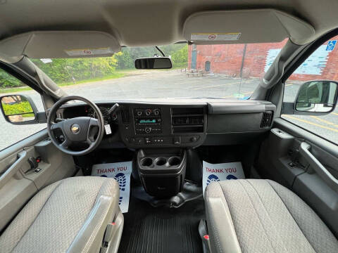 2018 Chevrolet Express 2500
