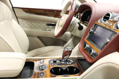 2020 Bentley Bentayga Hybrid