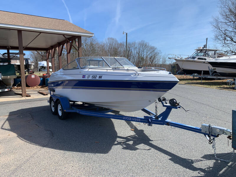 1993 Four Winns 190 Horizon