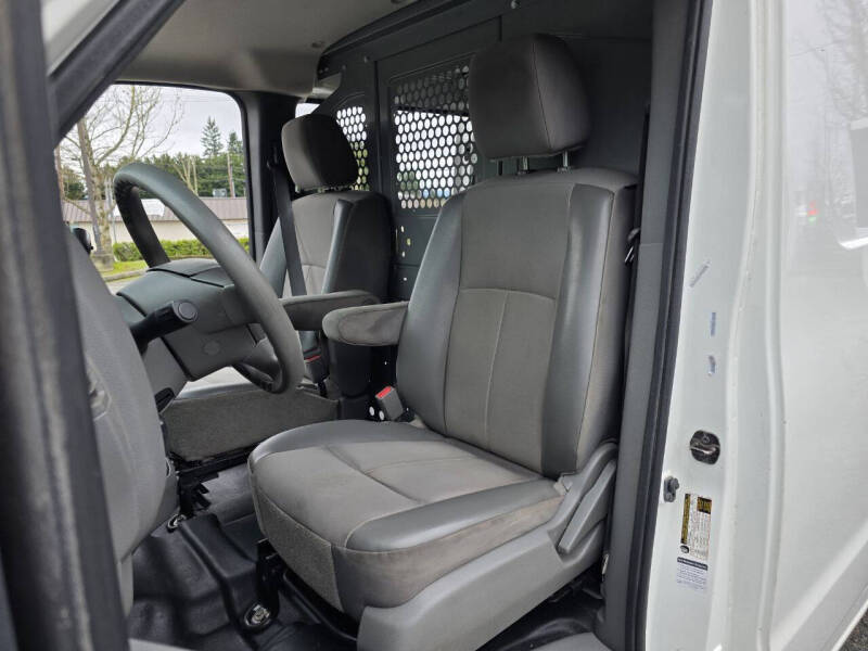 2017 Nissan NV 1500 SV