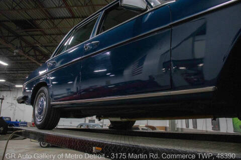 1975 Mercedes-Benz 280-Class