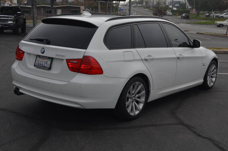 2011 BMW 3 Series 328i xDrive