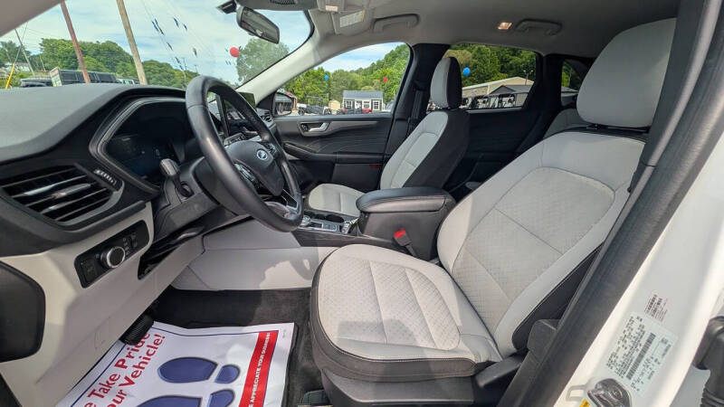 2024 Ford Escape Active