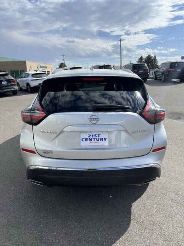 2023 Nissan Murano SV