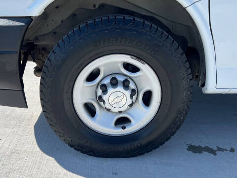 2019 Chevrolet Express 2500