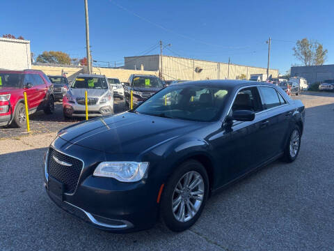 2017 Chrysler 300 Limited