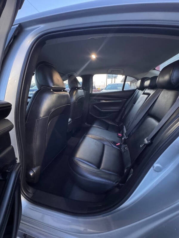 2019 Mazda Mazda3 Sedan Select
