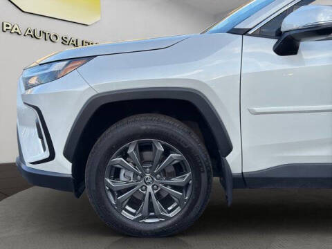 2024 Toyota RAV4 Hybrid XLE Premium