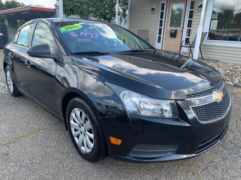 2011 Chevrolet Cruze for sale at G & G Auto Sales in Steubenville OH