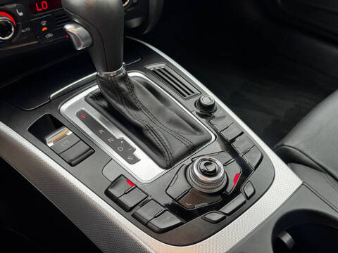 2012 Audi A5 2.0T quattro Premium Plus