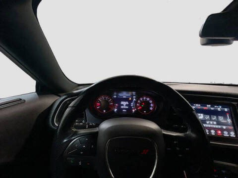 2018 Dodge Challenger SXT Plus