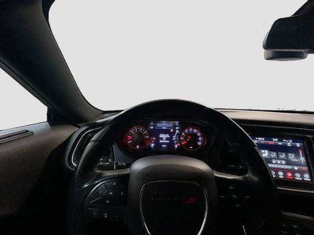 2018 Dodge Challenger SXT Plus