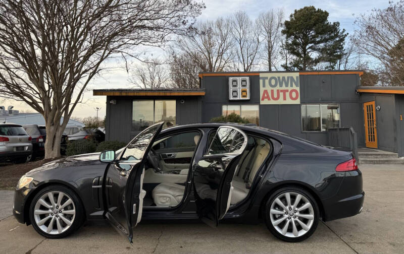 2011 Jaguar XF Premium