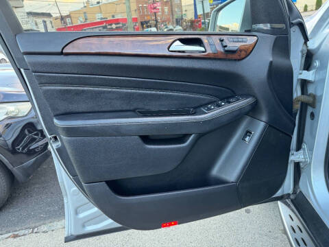 2012 Mercedes-Benz M-Class ML 550