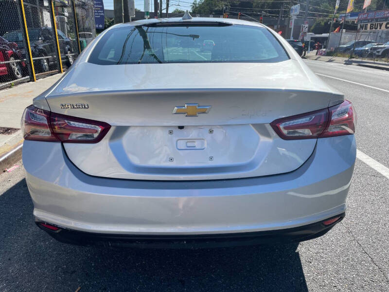 2022 Chevrolet Malibu LT