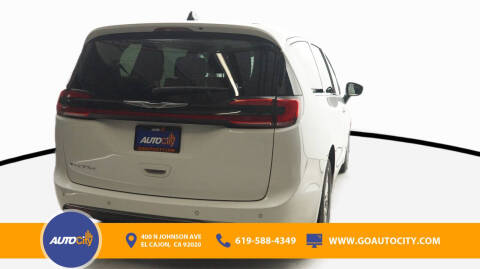 2024 Chrysler Pacifica Touring L