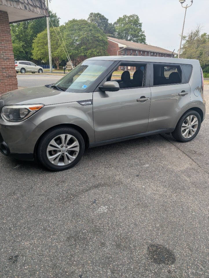 Gray 2015 Kia Soul + + 4dr Crossover 1