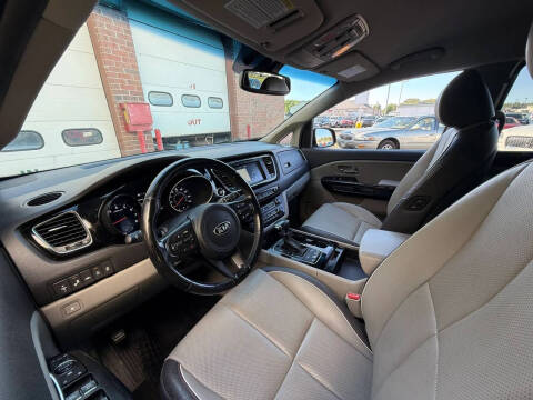 2018 Kia Sedona