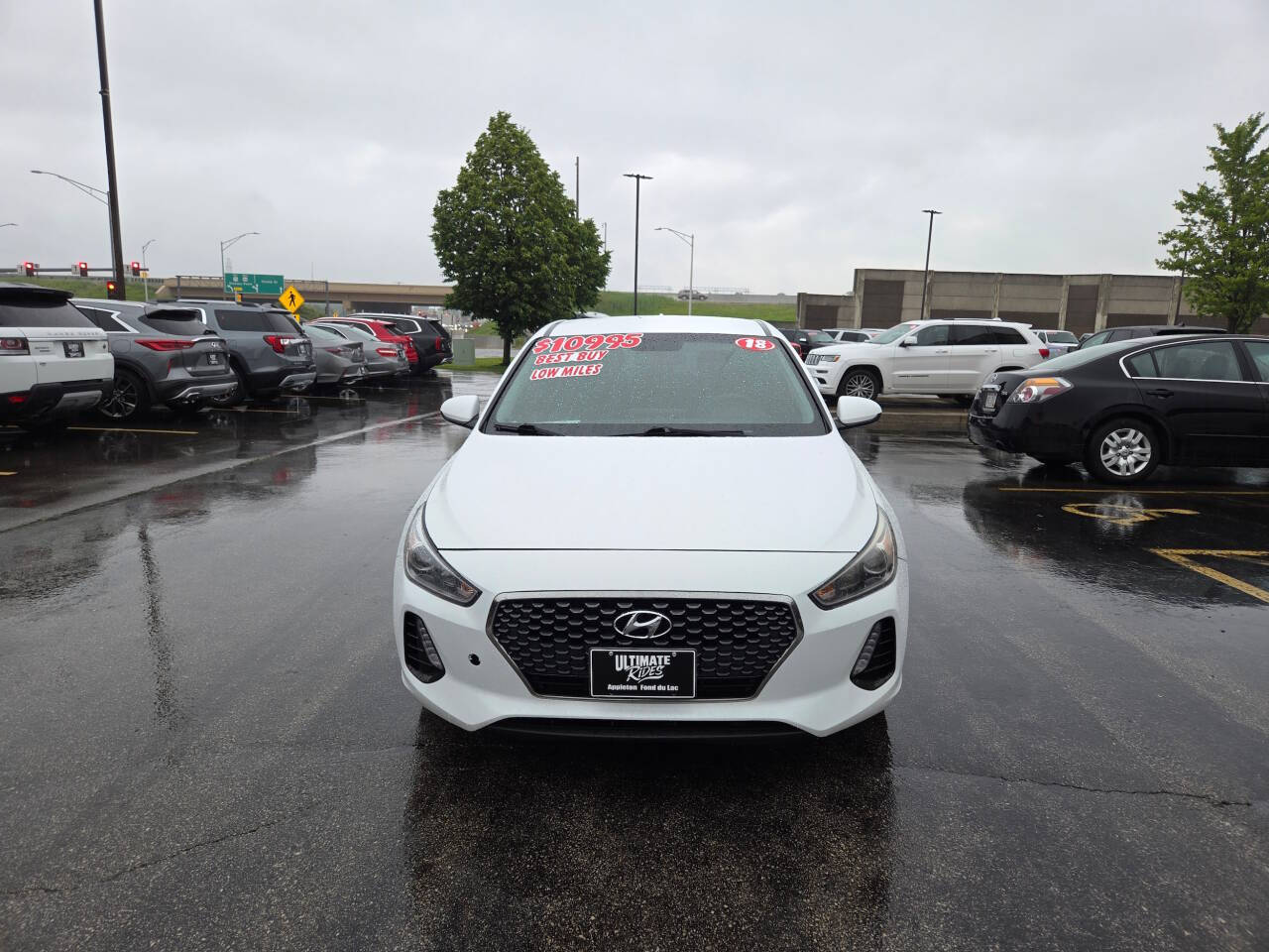 White 2018 Hyundai ELANTRA GT Base 4dr Hatchback 6A 2