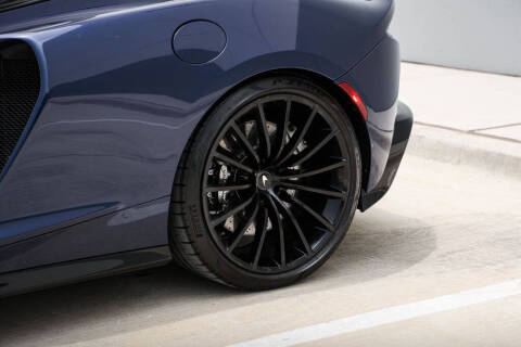 2020 McLaren GT