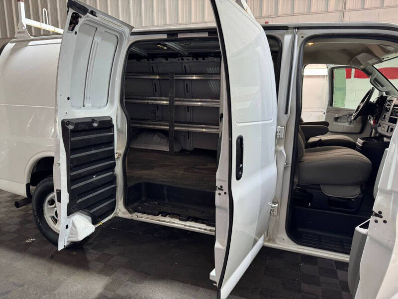 2018 GMC Savana 2500