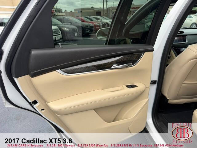 2017 Cadillac XT5
