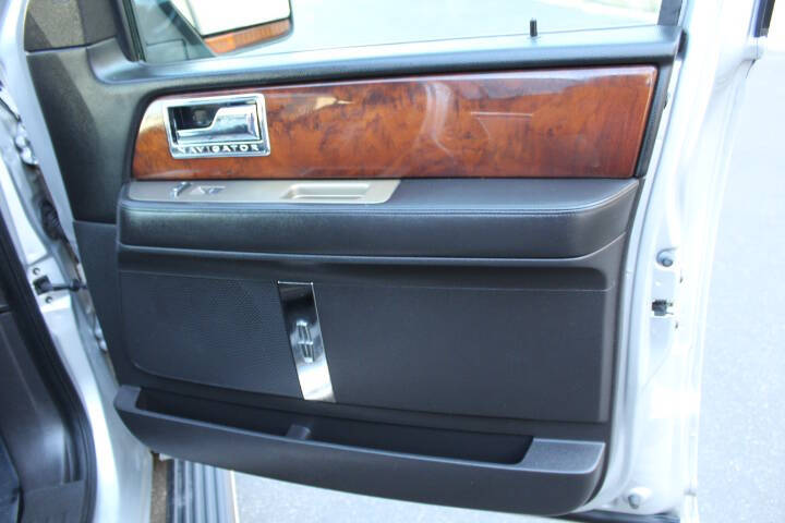 2012 Lincoln Navigator
