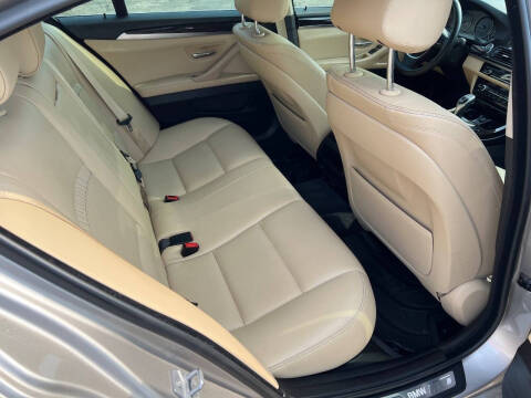 2016 BMW 5 Series 528i