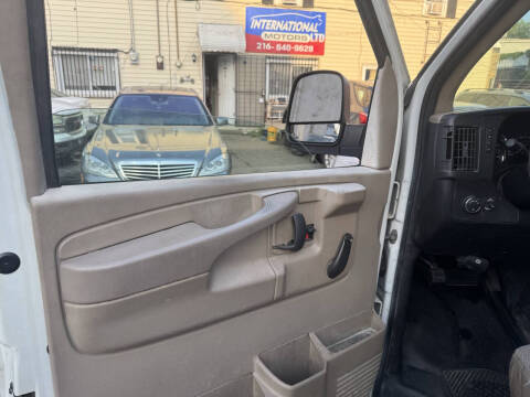 2011 Chevrolet Express 2500