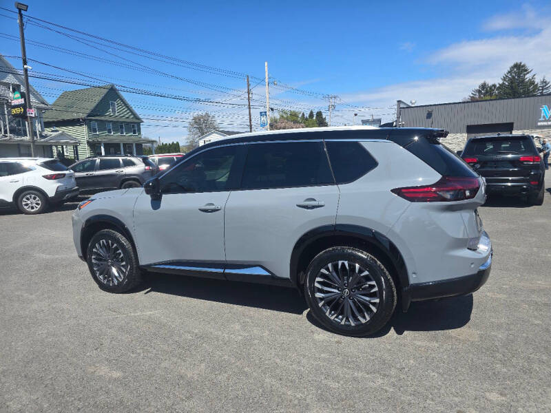 2024 Nissan Rogue Platinum