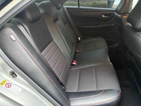 2017 Toyota Camry SE