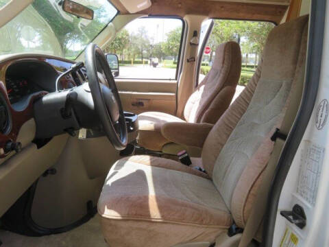 2006 Ford E-Series E-350 SD