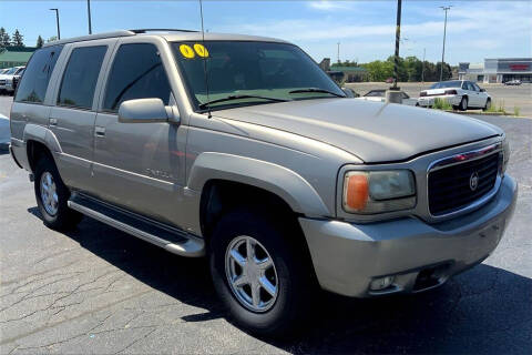 2000 Cadillac Escalade