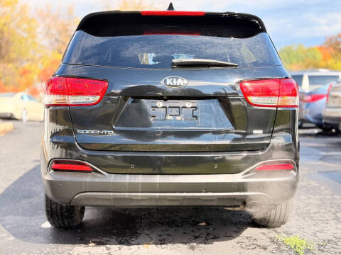 2017 Kia Sorento LX