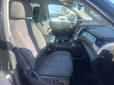 2017 Chevrolet Tahoe LS