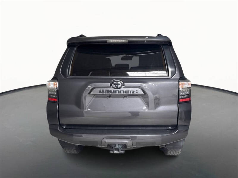 2021 Toyota 4Runner SR5