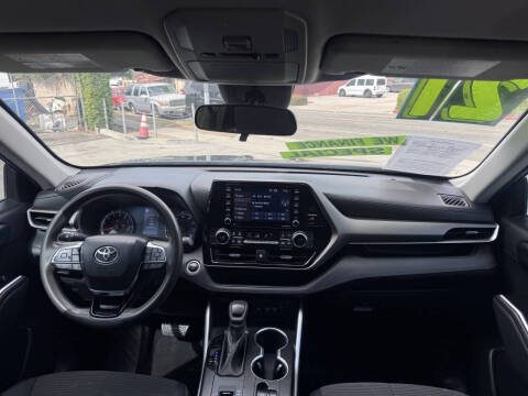 2021 Toyota Highlander L