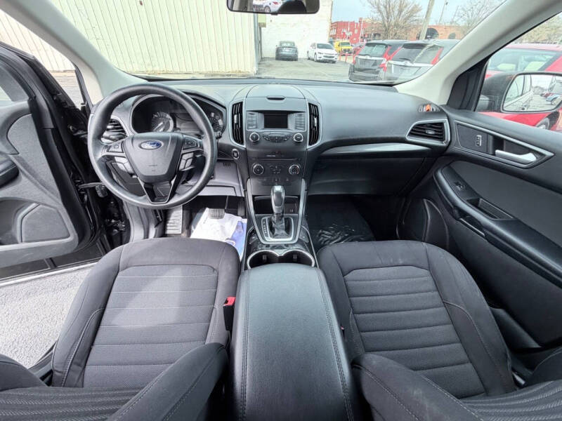 2016 Ford Edge SE