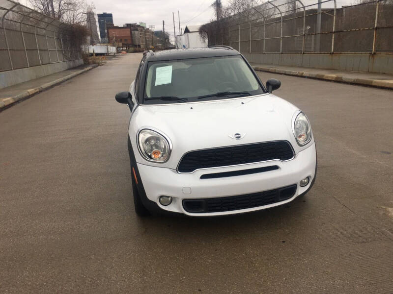 2014 MINI Countryman Countryman S photo 28