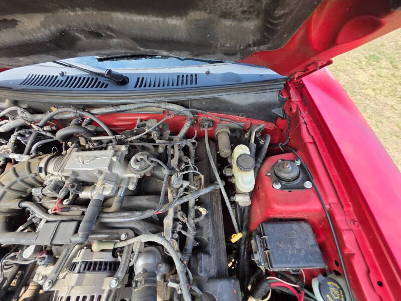 2004 Ford Mustang GT Deluxe