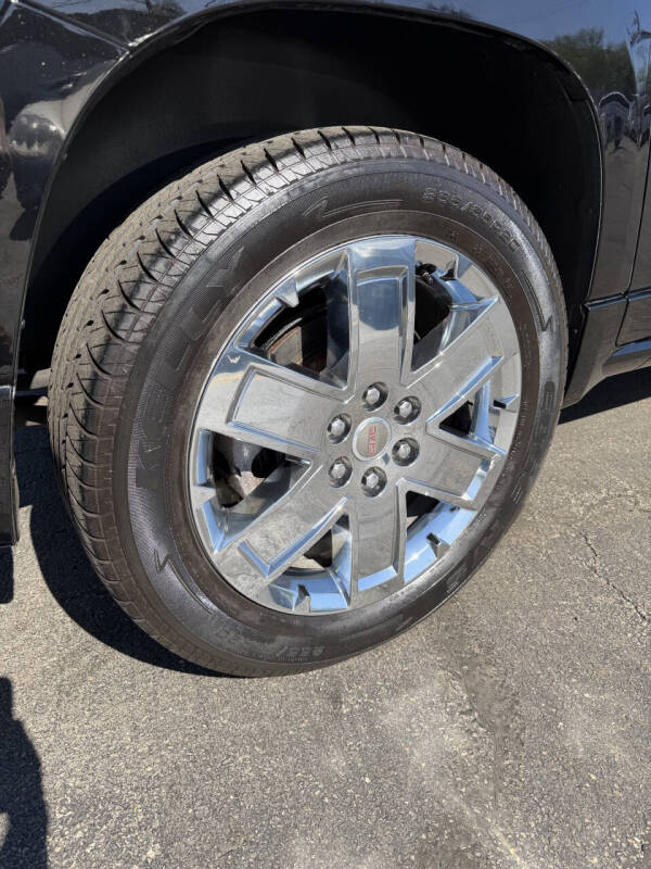 2016 GMC Acadia Denali
