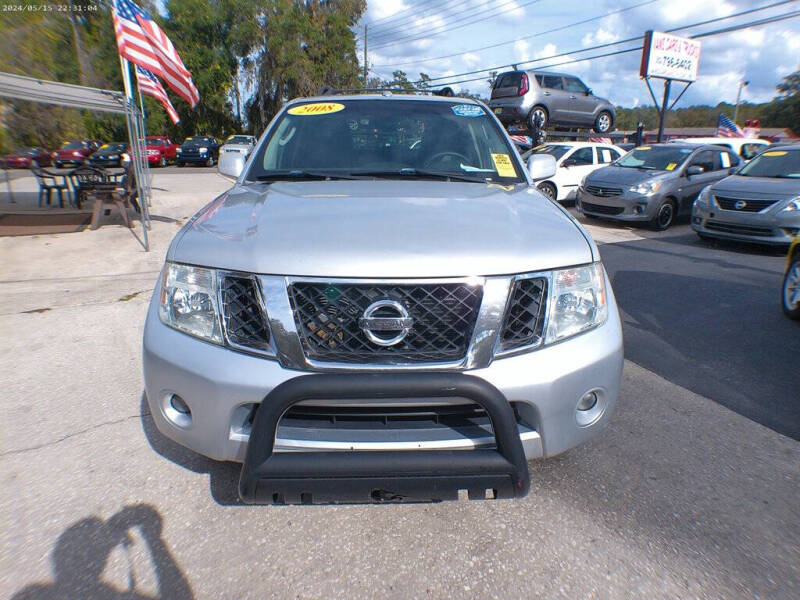 2008 Nissan Pathfinder LE V8