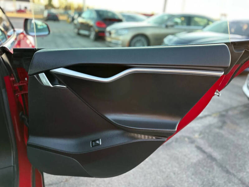 2013 Tesla Model S