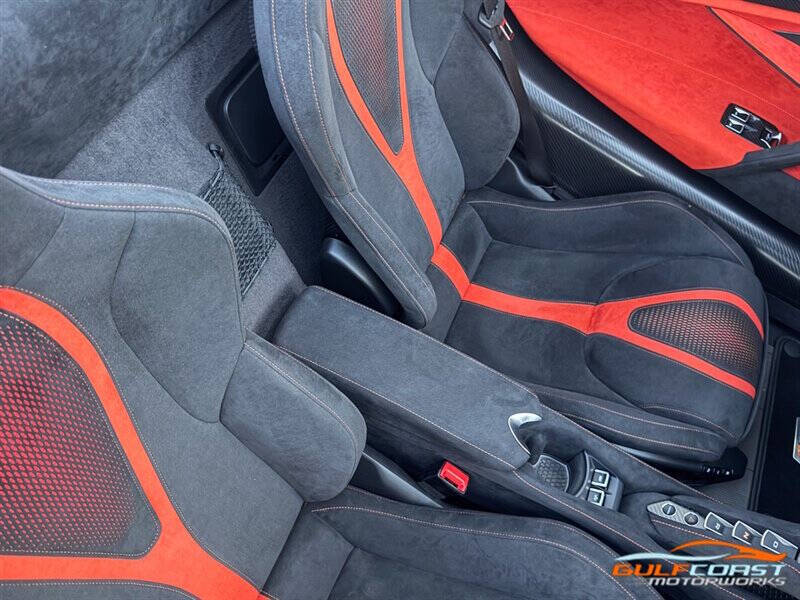 2022 McLaren 765LT Spider